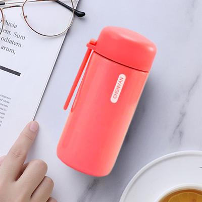 150 ml Edelstahl-Isolierflasche, Vakuum-Wasserbecher, auslaufsichere Mini-Flasche mit Trageband, doppelwandige tragbare Flasche für Heiß- und Kaltgetränke fürs Büro
