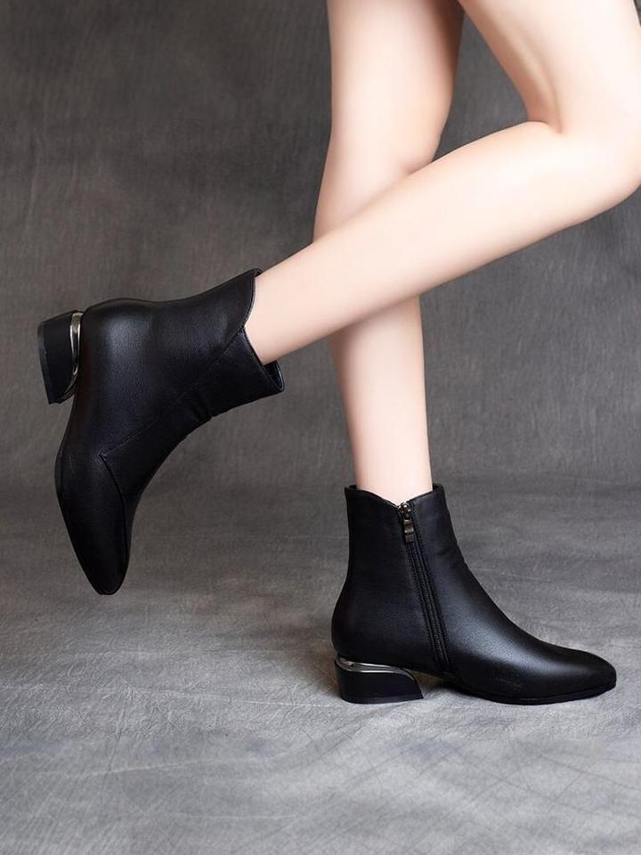 Versatile short boots women's shoes 2025 new autumn and winter fashion low-heeled Martin boots medium heel autumn and winter short single boots