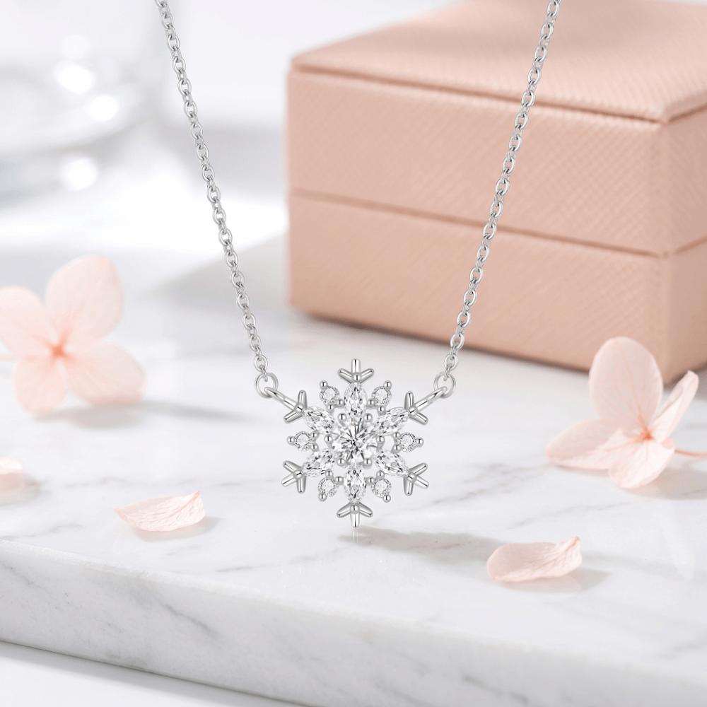 Zircon Women's Collarbone Chain Choker Snowflower Crystal Necklace Snowflake Necklace  Daily