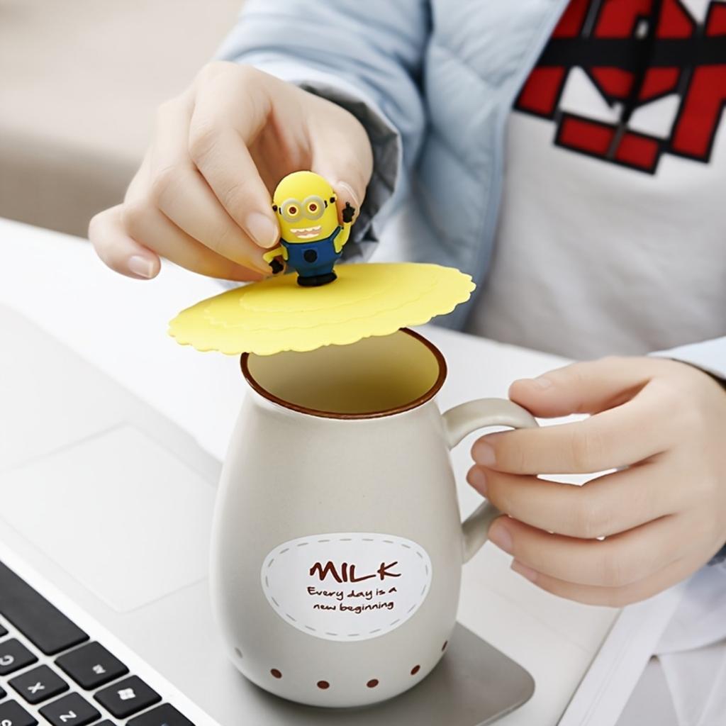1pc Innovative Silicone Cup Cover Aesthetically Designed, Leak Proof, Dishwasher Safe, Perfect for Hot & Cold Beverages.