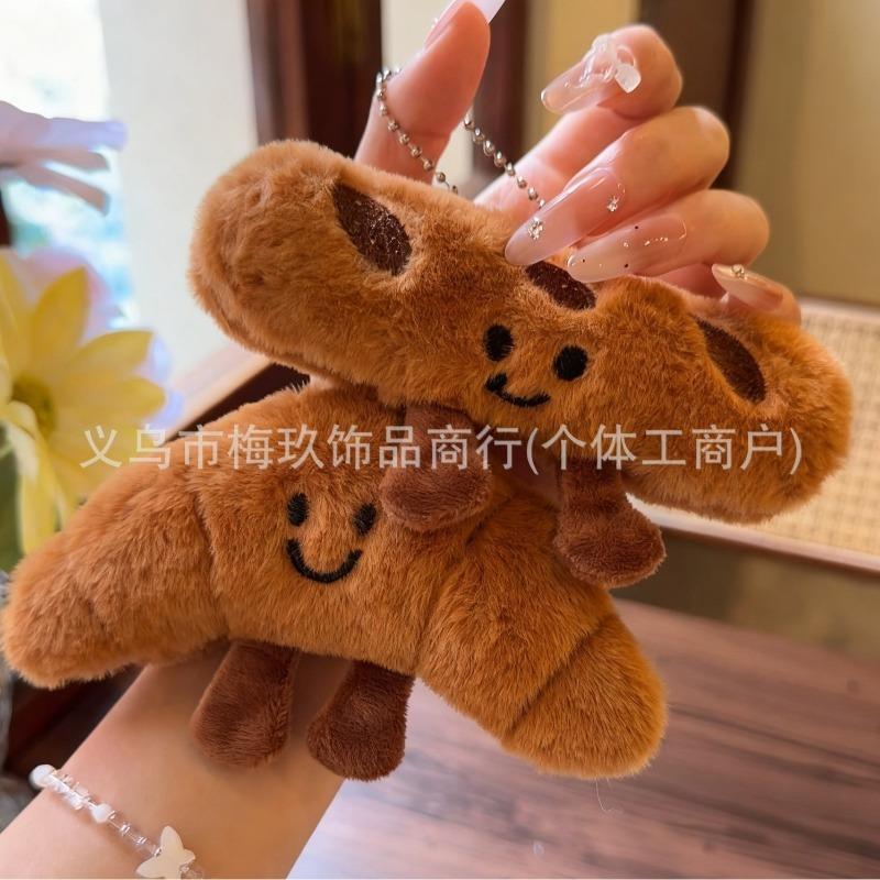 New Cute French Baguette Stuffed Bun Doll Squeaks Croissant Doll Key Chain Pendant Bag Pendant.