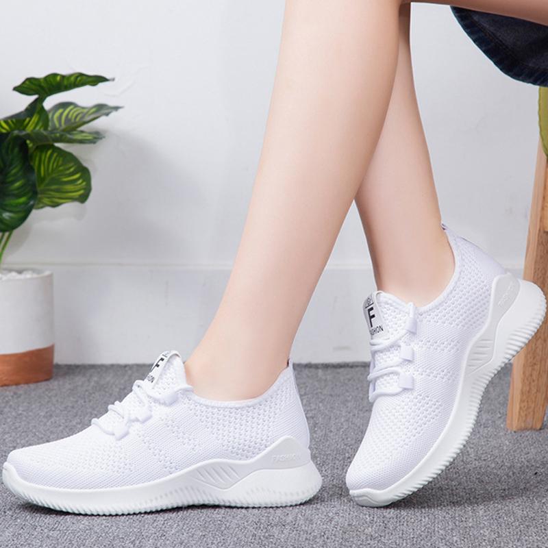 lightweight womens trainers