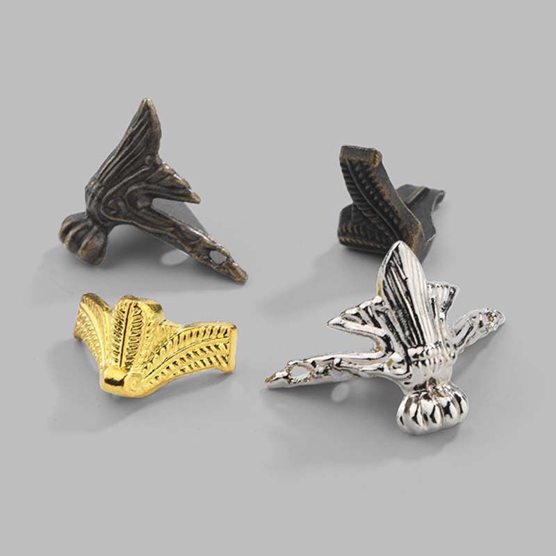 

Cornerite Wooden Box Hardware Edge & Corner Guards Four-Side Foot Corner Guards Protection Wine Box 3.6*2cm