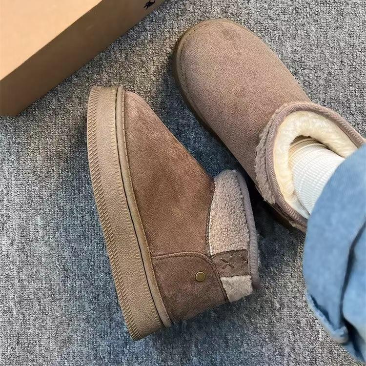 

Ретро матовые кожаные ботинки на платформе для снега женские 2025 новые зимние бархатные утолщенные туфли-хлебушки теплые Северо-восточные хлопковые ботинки 40 коричневый