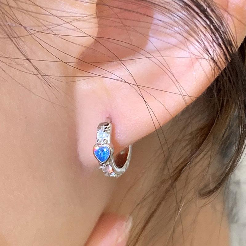 High-end Design for Women's Sky Blue Fresh Earrings
