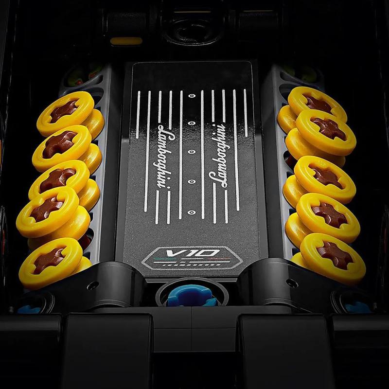 LEGO Technology Mechanical Orange Lamborghini Huracán Tecnica 806pcs 42196