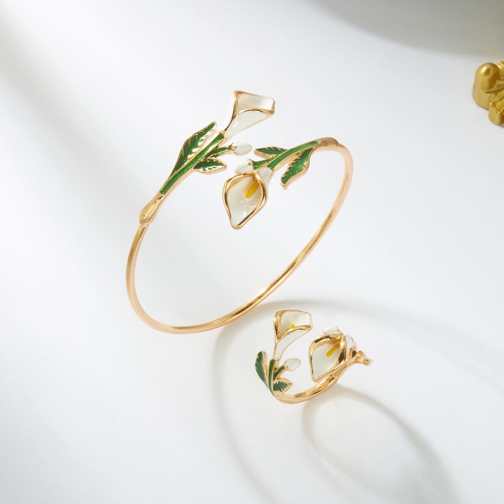 French Vintage Calla Lily Gold Color Bangle Ring Set for Women White Enamel Flower Open Cuff Bracelet Dainty Floral Jewelry Gift