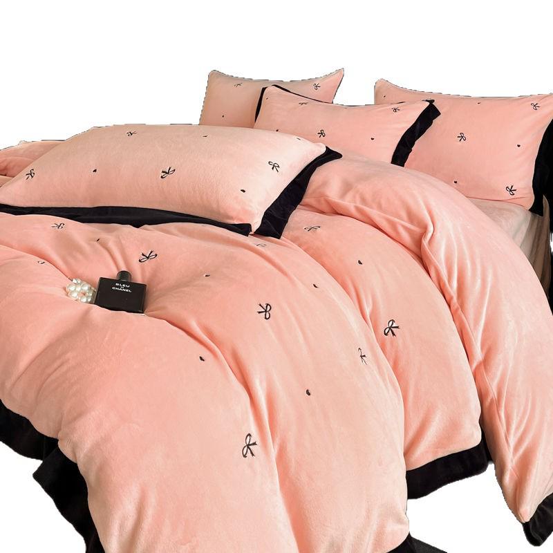 Verdicktes Samt Besticktes Baby Bettwäsche Set - Milchsamt Bettlaken, Bettbezug und Flanell Korallenfleece