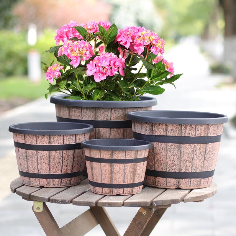 Retro Imitation Wood Plastic Flower Pot - Large, Thick with No Drainage for Hydroponics, Water Lilies, or Lotus.