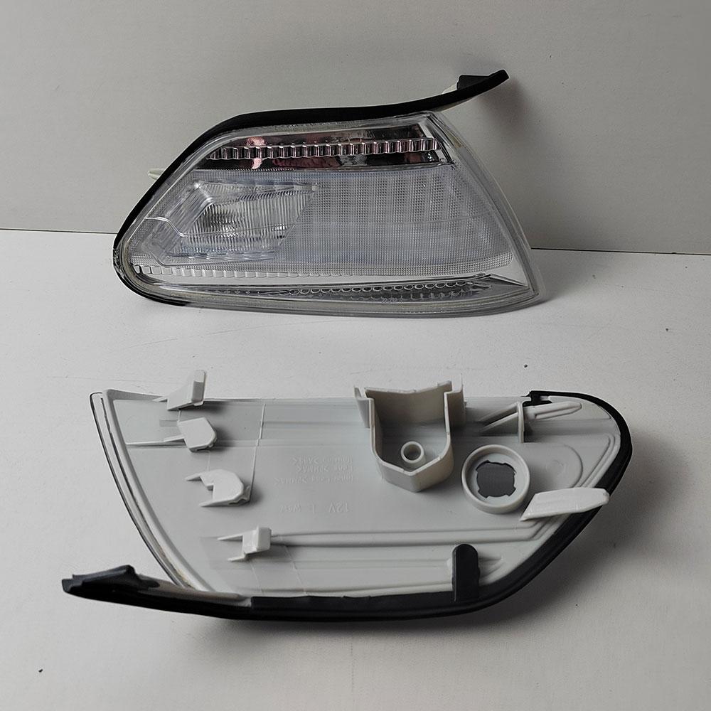 A Pair Automobile Corner Lamp Turn Signal Light 81731-22120 81741-22120 For Toyota Mark Jzx100 1997 1998 1999 серебряный