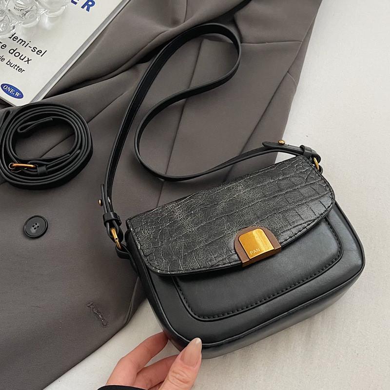 Ielgy Autumn Winter Retro All-Match Ladies Shoulder Messenger Bag Casual Work Small Square Bag