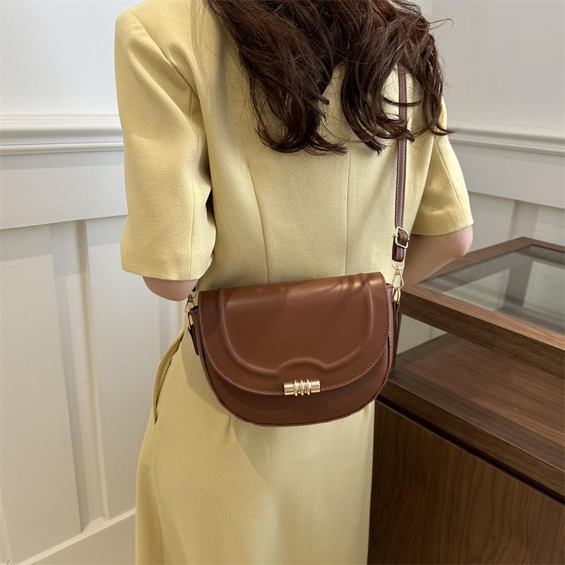 Piękna damska torba typu crossbody Osobowość Modna damska torba Nowa swobodna prosta damska torba na ramię Pod pachami