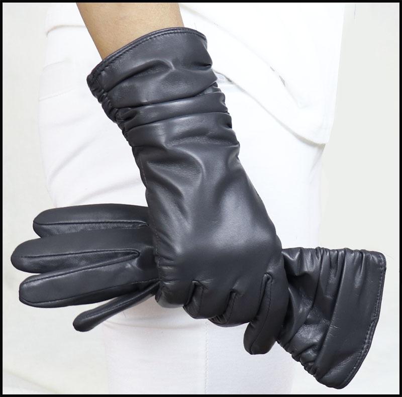 High-end Women's Long Black Leather Gloves - Touchscreen, Warm, Plus Velvet, for Autumn/Winter