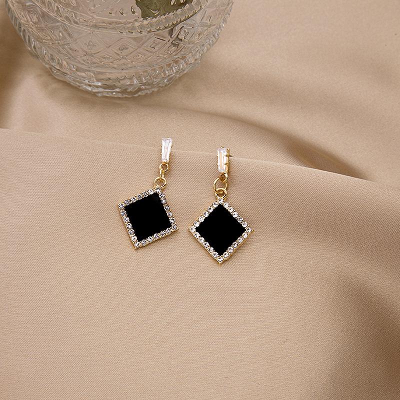 Black Enamel Rhombus Pendants Dangle Earrings for Women Rhinestone Side Square Geometric Statement Female Boho Ear Jewelry