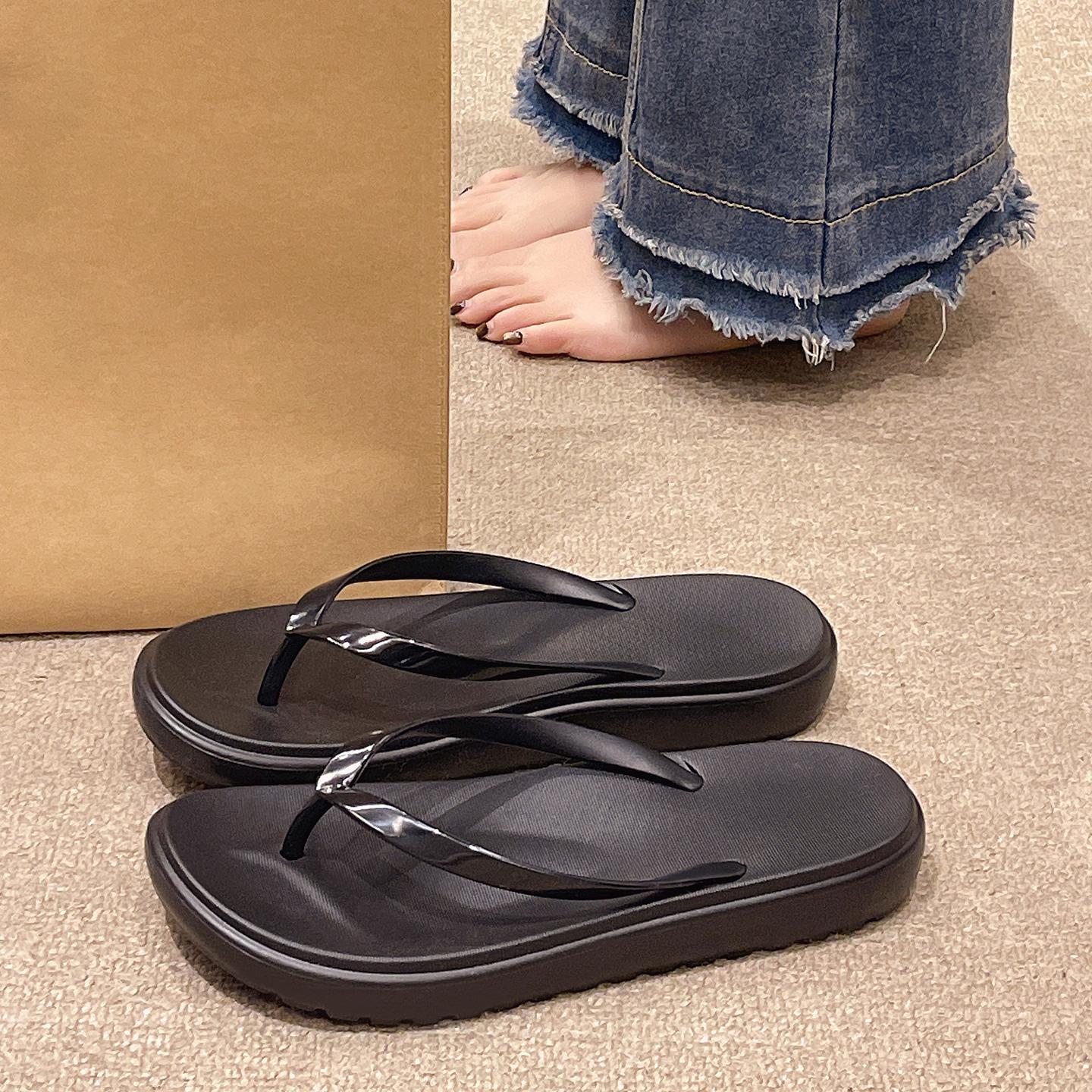 

Summer Women Flip Flops Thick Bottom Beach Flip Flops Fashion Comfortable Non-slip Flip Flops 40-41 чорний
