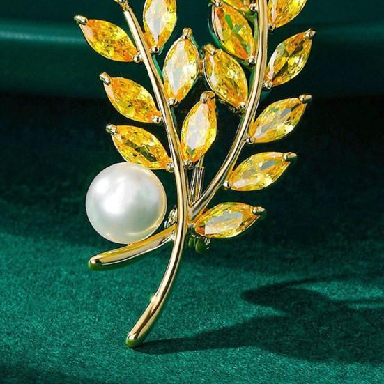 Women Brooch High-Gloss Rhinestone Inlay Sparkling Faux Pearl Wheat Design Lapel Pin Non-Slip Buckle Scarf Badge Clothing Bags Accessories