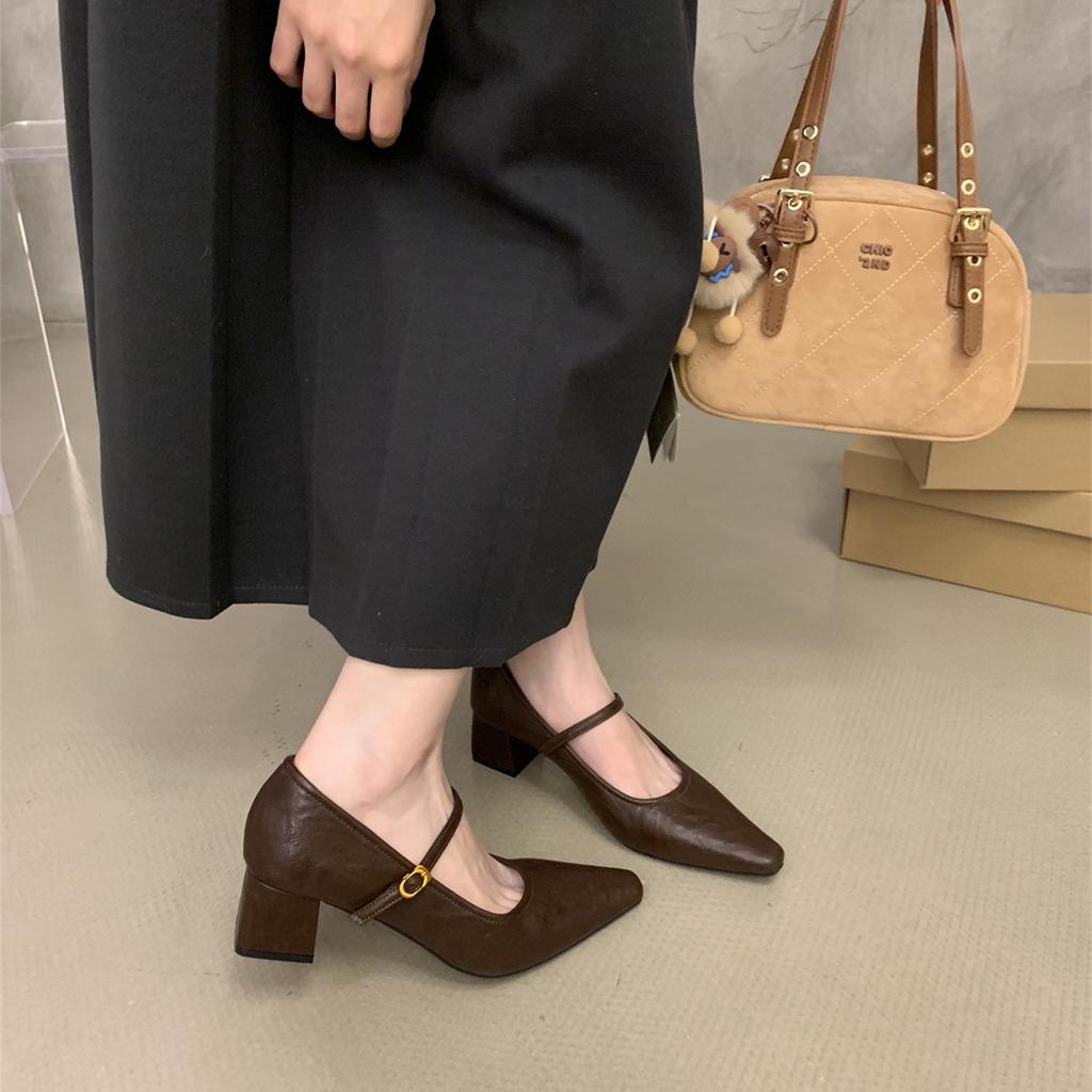 Flachmündiges Wort mit Temperament kleine spitze Mary Jane Einzelschuhe Damen schlichte Pendler High Heels