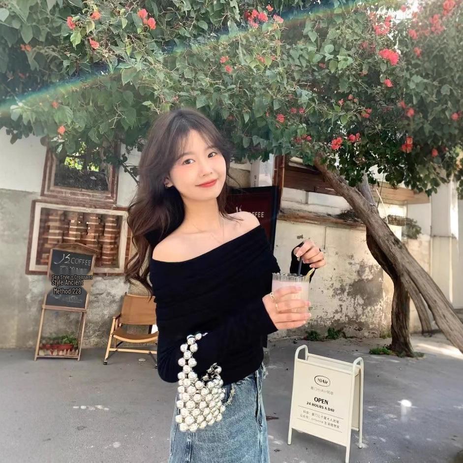 2025 New Korean Style One-Shoulder Slim Fit Long Sleeve Top for Women