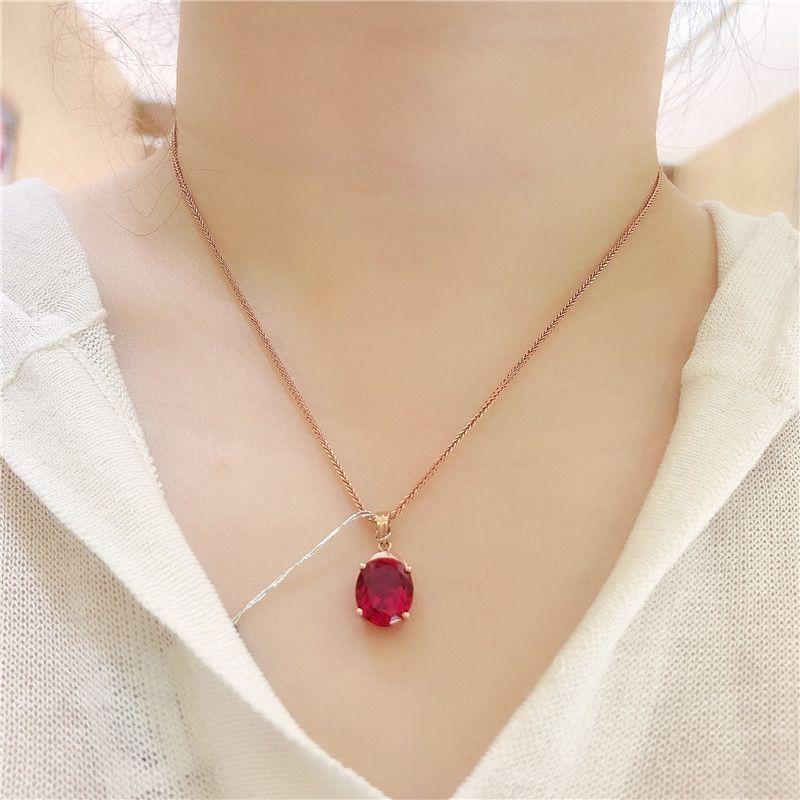 Exquisite Russian 585 Purple Gold Classic Red Stone Collarbone Chain Fashionable Rose Gold Plated Oval Women'S Pendant
