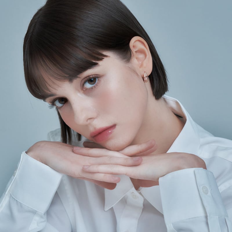 GEIGER Jewelry 18K Twisted Cubic Point One-Touch Earrings (Gold Pin) GI8KPEE057