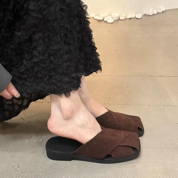 Retro suede square head half slippers women's outer wear spring and summer 2025 new French niche one-pedal sandals