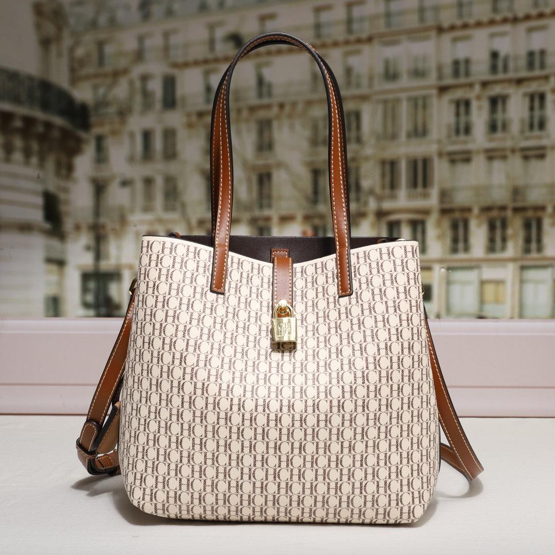 

2024 Trendy Classic PVC Fashion Bucket Bag - Women s Single Shoulder Crossbody Handbag Length: 21.5cm, Width: 12cm, Height: 25cm світло-коричневого кольору
