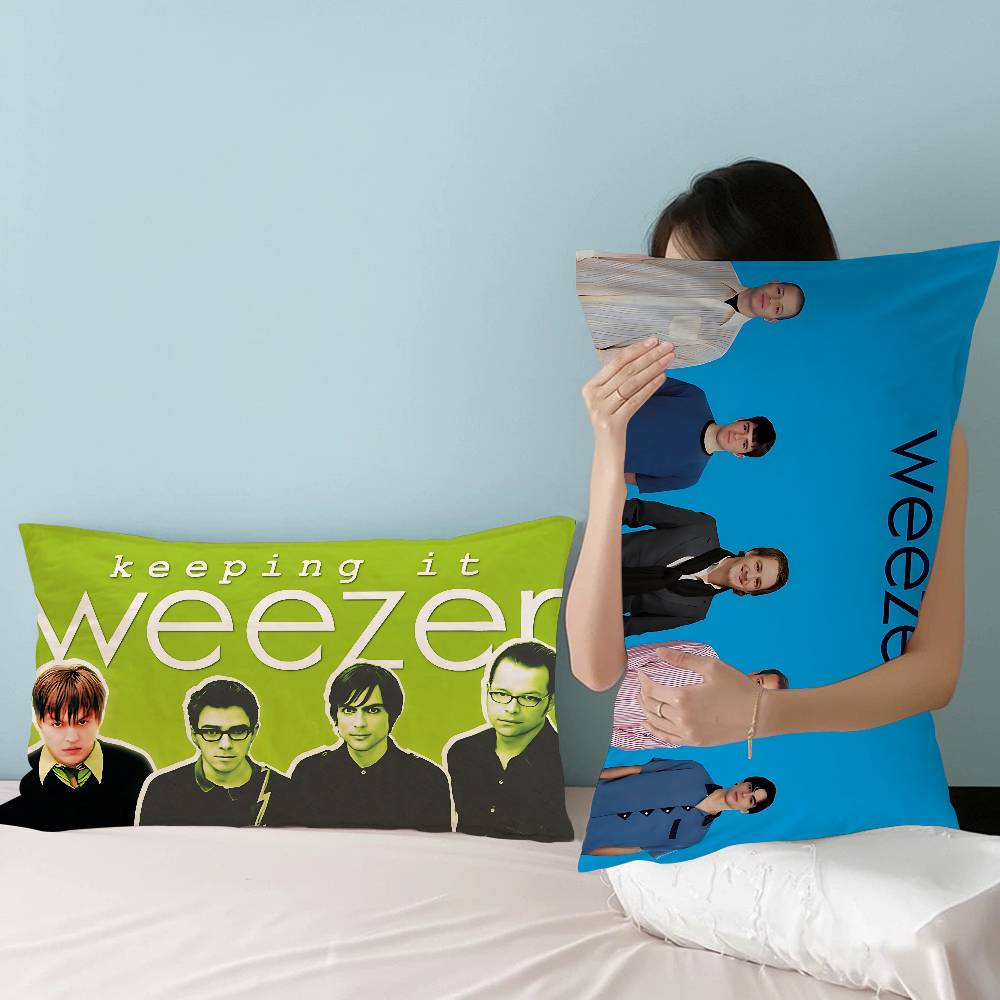 Classic Alternative Rock Band W-Weezer Quick-Drying Polyester Pillowcase, Non-Slip, With A Secure Design New Style Anti-Scalp