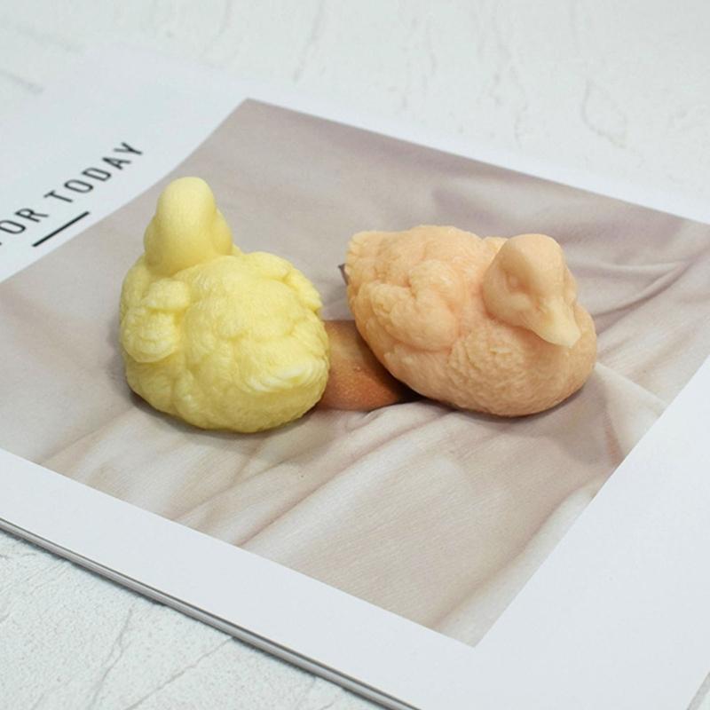 Swimming Duck Shape Silicone Molds Scented Candle Table Ornament Mould Nonstick