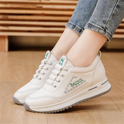 Spring Autumn Soft Sole Velvet Little White Shoes Women's New Sports Casual Middle-aged Elderly Sneakers Flat Leather Shoes