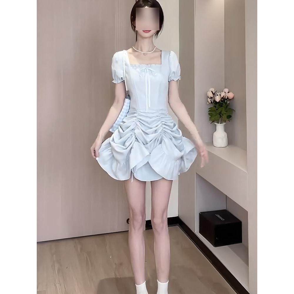 

Женские новые летние модели можно носить тремя способами, платье с талией и тонкой юбкой, ретро черное платье с короткими рукавами и квадратным вырезом. XL- (recommended 110-60kg) синий