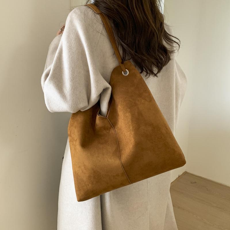 Suede Bag Women's Large Capacity 2025 New Autumn and Winter Versatile Casual Shoulder Retro Bag Commuter Tote Bag