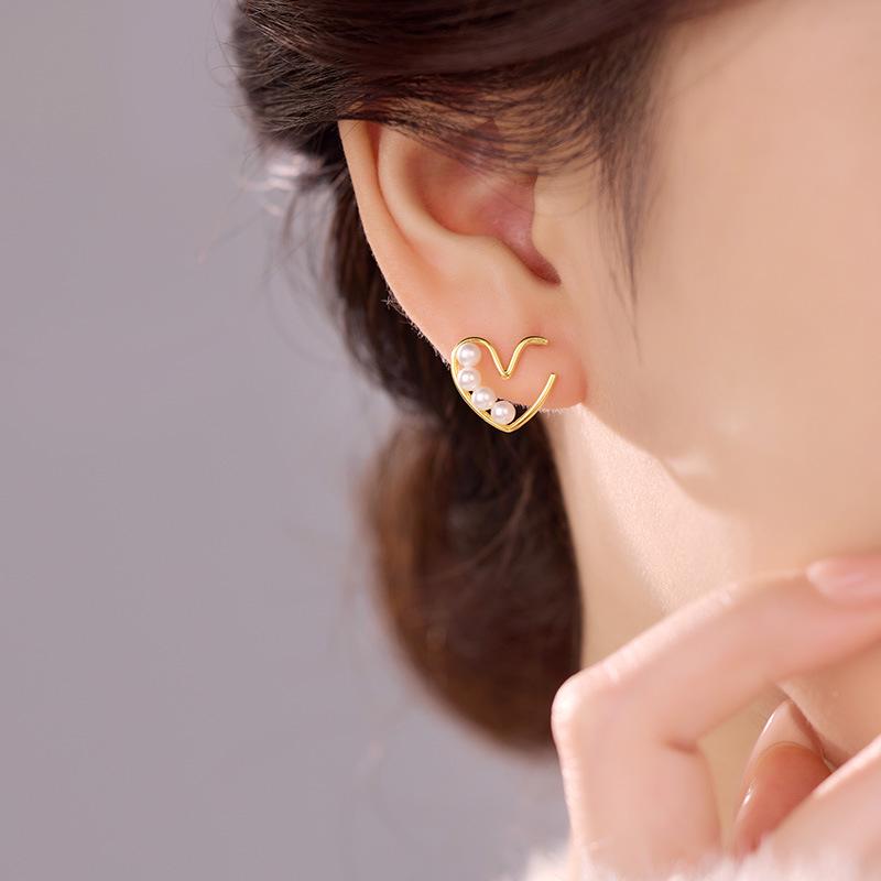 Banyan Tree S925 Silver Pearl Love Earrings - Simple Japanese & Korean Style for Women