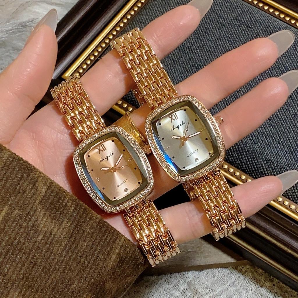 Square Medieval Watch Women's Simple Niche Light Luxury Gold Chain Quartz Watch Brand Retro Watch