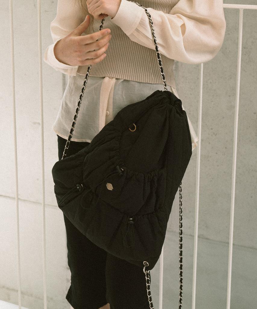 Yuppe Ribbon Chain BackpackBlack
