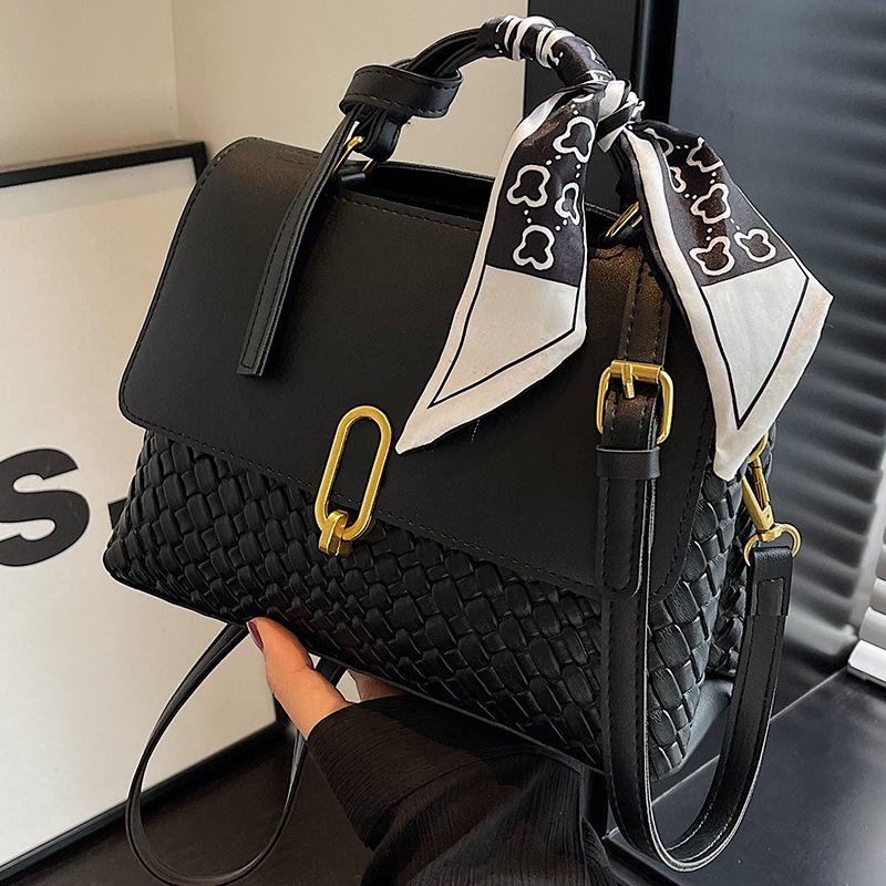 

Модные популярные тканые женские сумки с верхней ручкой, двухслойная универсальная женская сумка через плечо на одно плечо, маленькая квадратная сумка с высококачественной текстурой и шарфом чёрный