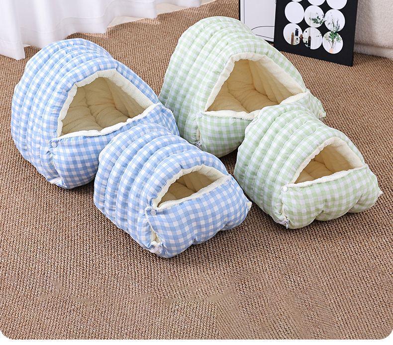 Warm Thickened Enclosed Pet Bed - Detachable, Washable Plaid for Cats & Dogs