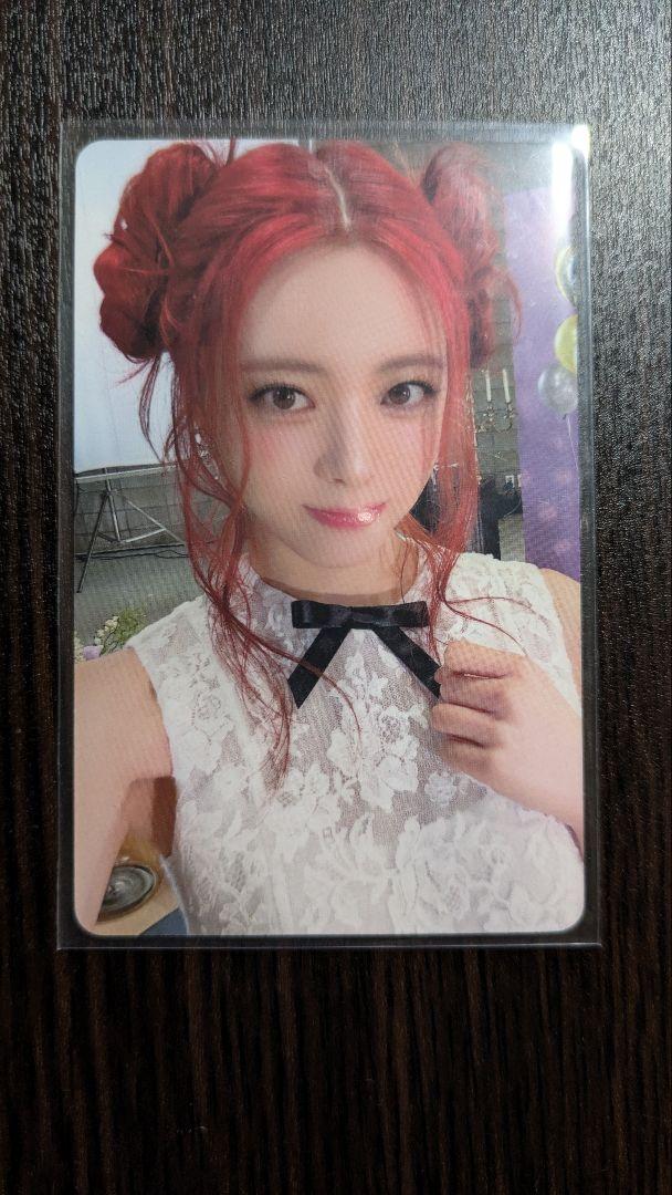 

[Б/У] ITZY Юна бонусная поп-ап трейд-карта за 10 000 иен