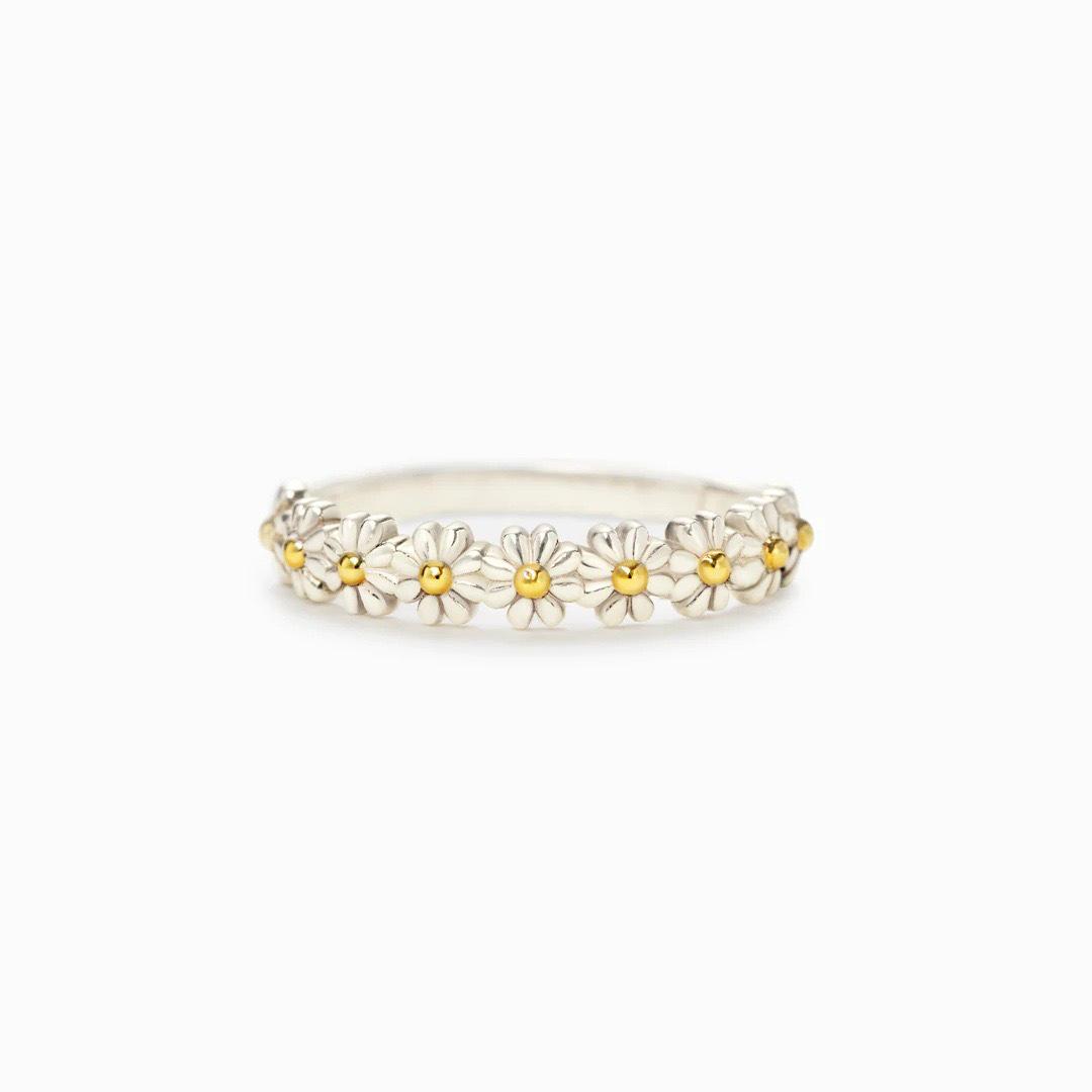 S925 Sterling Silver Daisy Ring - Fashionable Flower Design for Women Size 7 белого золота