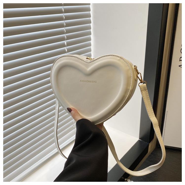 Women's 2024 Heart-Shaped Crossbody Bag - Trendy, Cute, Mini Shoulder Bag for Girls