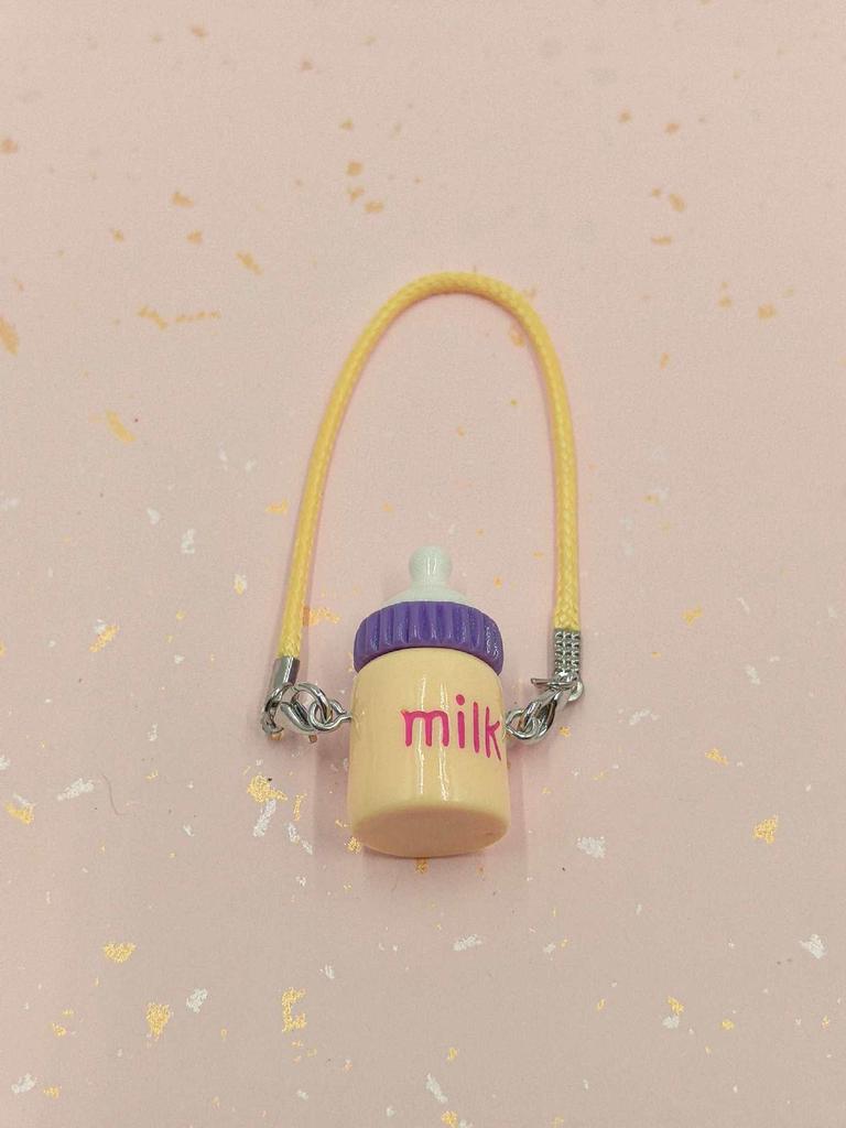 Miu-Style Dollhouse Miniature Accessories: Cute Kettle, Thermos, Milk Bottle, Pendant, Doll Figure, Crossbody Bag Ornament