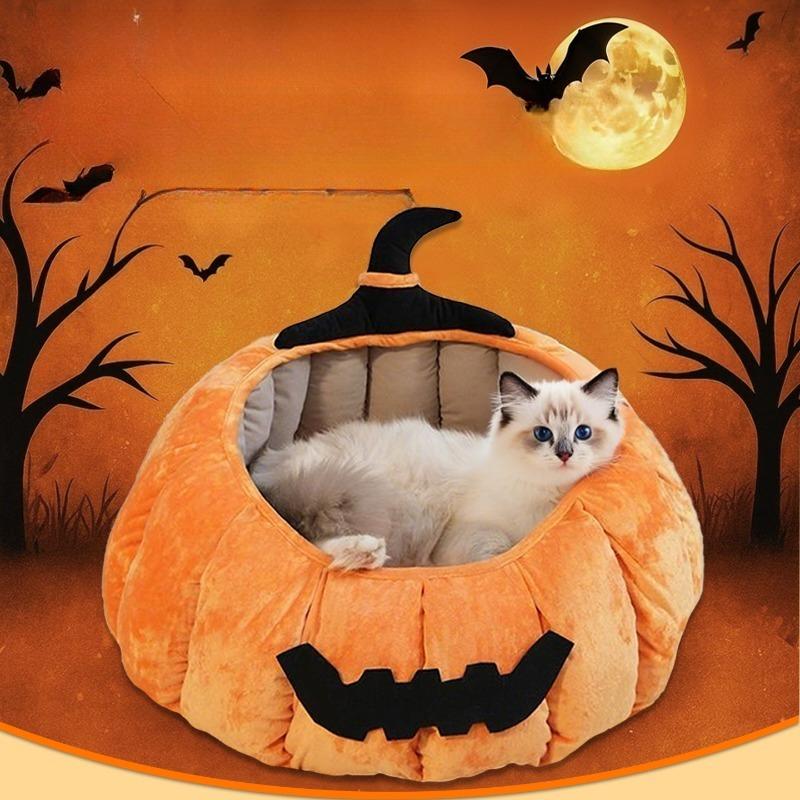 2026 Fall and Winter New Pet Cat Bed Halloween Pumpkin Bed Thickened Comfortable and Warm Sofa Dog Bed Pet Supplies