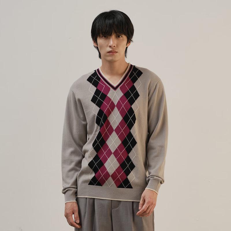 Men's Cashmere Blend V-Neck Sweater