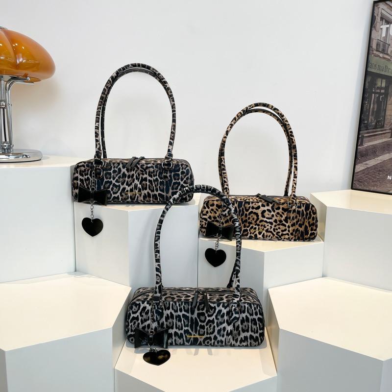 Leopardenmuster Baguette Damen Tasche Nische High-End Gefühl Tragbar Personalisiertes Design Tasche Mode Pendler Achsel Schulter Damen Tasche