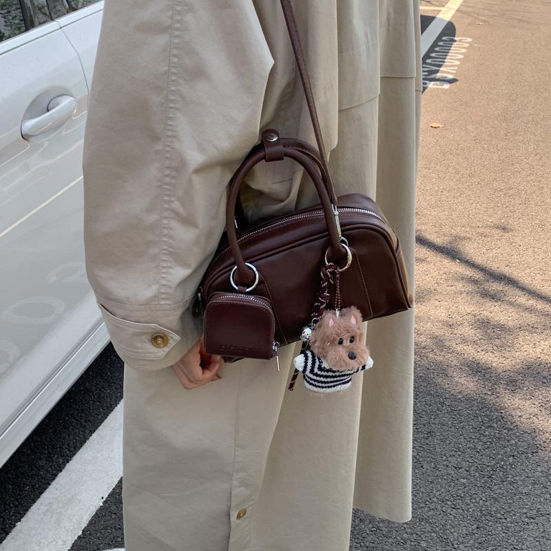 Going out small bag women's 2025 new crossbody pillow bag autumn and winter popular fashion Boston bag shoulder bag