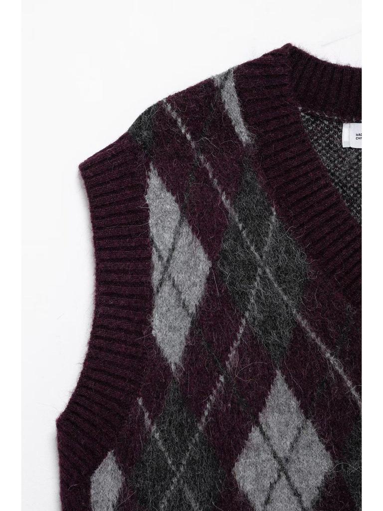 2024 Winter Women's Fashion: European & American Diamond Knit Vest 5755002