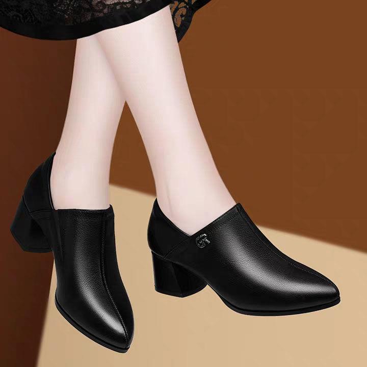 

Женские модные кожаные одинарные ботинки на высоком каблуке, легкие туфли на среднем каблуке для мам, осень/зима, застежка на пуговицы 38