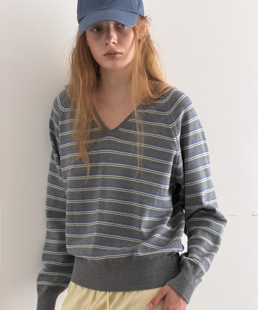 TOAVE Color Chip Stripe V-Neck Knit (Melange Gray)