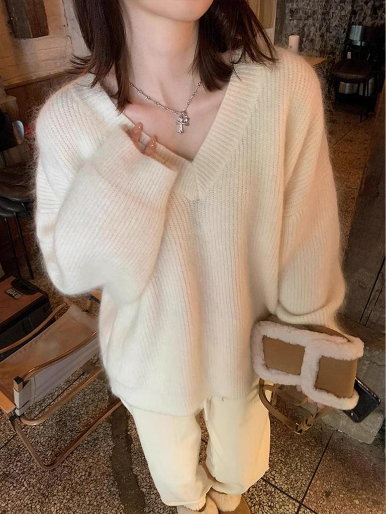 Women's High-End White V-Neck Pullover Sweater - Soft, Loose, Cozy Knit for Autumn/Winter Layering