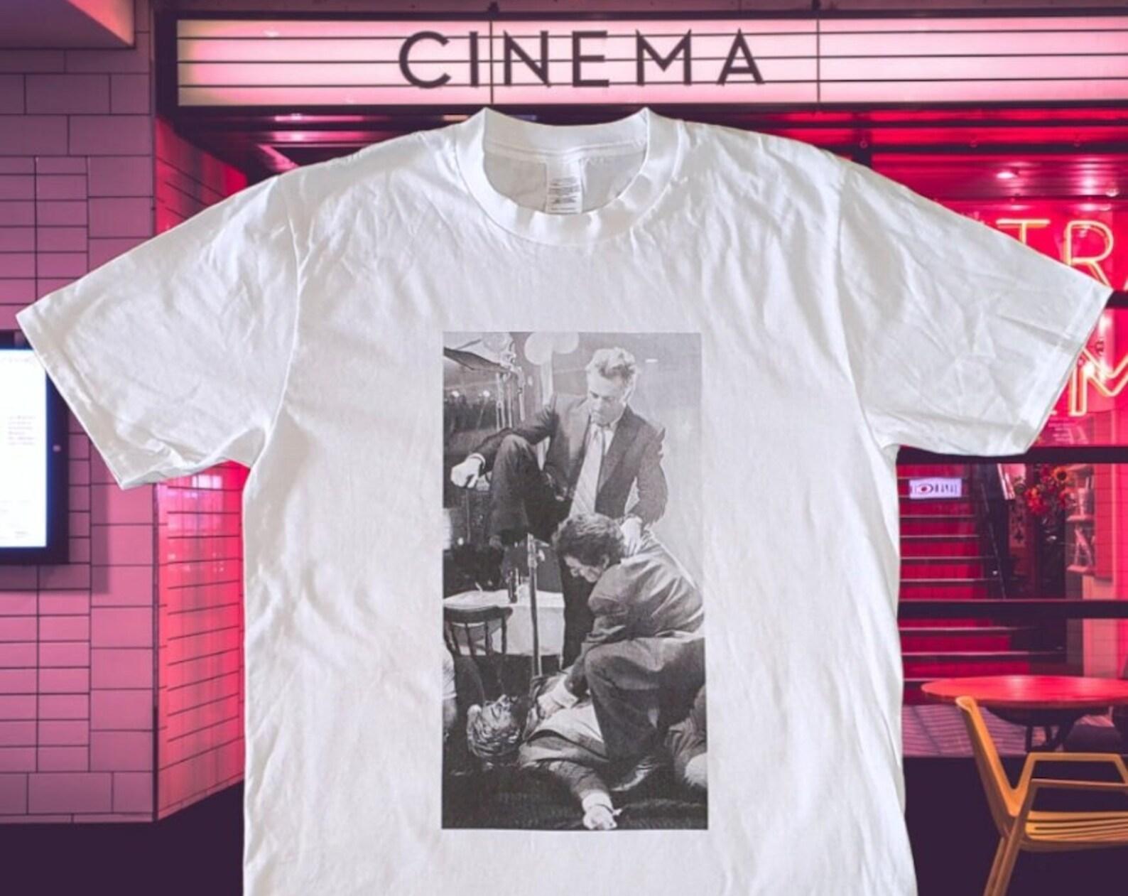 Goodfellas T-Shirt: Robert De Niro & Joe Pesci Movie Scene 2XL