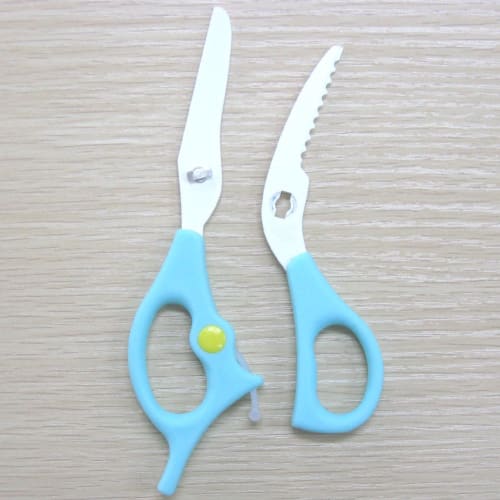 Ueno Scissors Portable Meal Scissors for Cutting Noodles, Blue, Sum-1300, Made In Japan